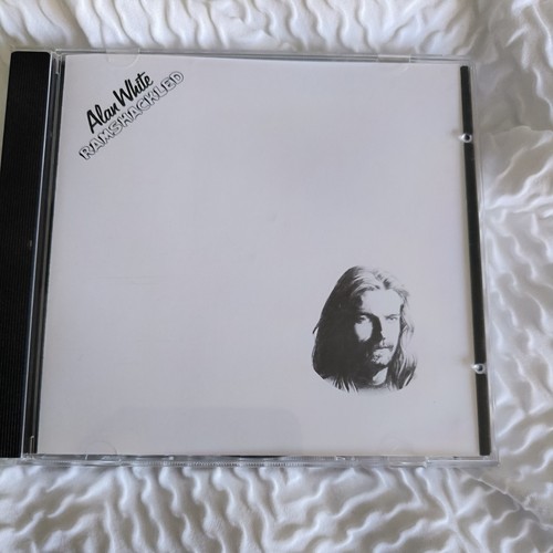 Alan white ramshackled - white, :